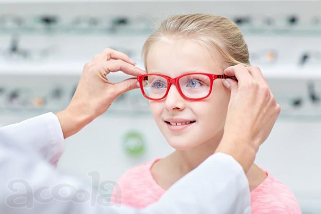 Детские оправы для очков в салонах оптики Dr. Oculus от 3000 рублей